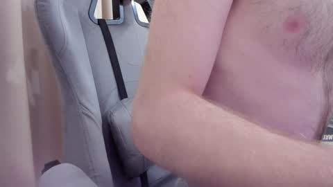 Snapshot of fluffycat_ chatting on December 7, 1:29 pm fluffycat online show from December 7, 1:29 pm