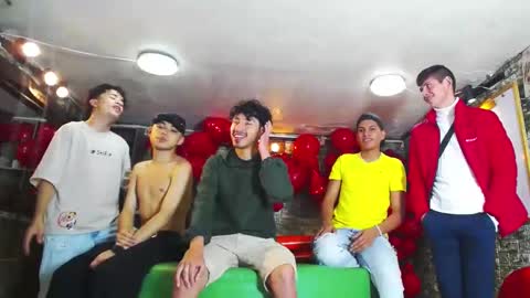 flyckers online show from March 11, 9:26 pm