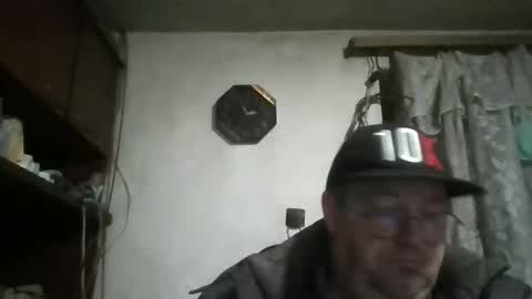 Snapshot of fm_group_nederland chatting on October 3, 11:51 am VIP Magnolia online show from October 3, 11:51 am