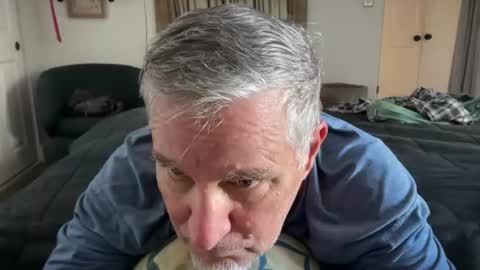 Snapshot of fnkywht60smthng_ chatting on July 22, 9:28 pm fnkywht60smthng_ online show from July 22, 9:28 pm