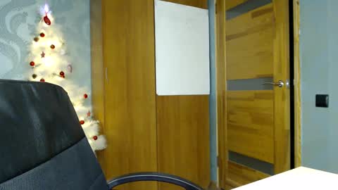 Snapshot of fofhcf chatting on January 25, 7:39 pm Molli Ready for any play with you. Hottest show in pvt Help a student earn big tokens online show from January 25, 7:39 pm