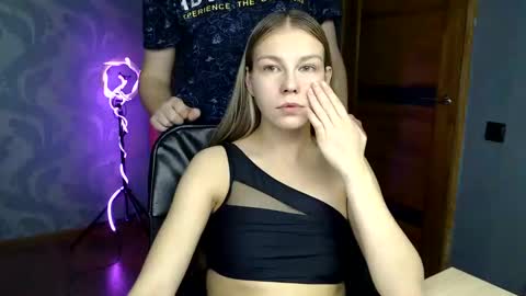 Snapshot of fofhcf chatting on February 19, 9:58 pm Molli Ready for any play with you. Hottest show in pvt Help a student earn big tokens online show from February 19, 9:58 pm