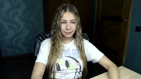 Snapshot of fofhcf chatting on February 26, 11:37 pm Molli Ready for any play with you. Hottest show in pvt Help a student earn big tokens online show from February 26, 11:37 pm