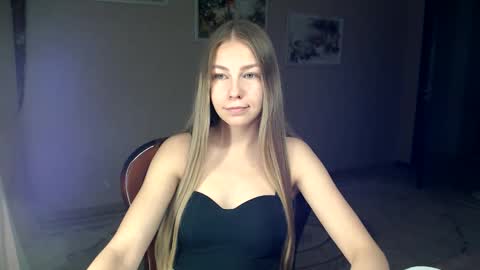 Snapshot of fofhcf chatting on October 12, 7:46 pm Molli Ready for any play with you. Hottest show in pvt Help a student earn big tokens online show from October 12, 7:46 pm