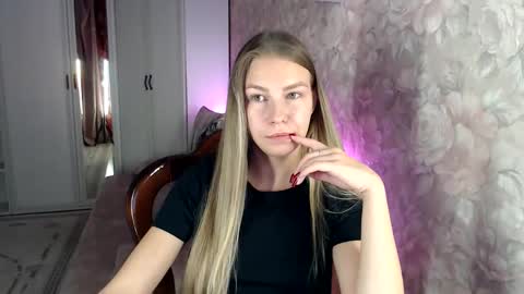 Snapshot of fofhcf chatting on October 16, 2:18 pm Molli Ready for any play with you. Hottest show in pvt Help a student earn big tokens online show from October 16, 2:18 pm