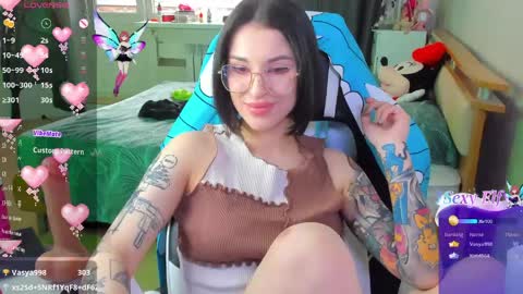 folinskaayaa online show from April 11, 4:17 am