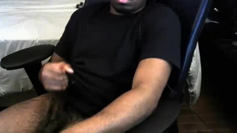 Snapshot of followswae chatting on November 23, 8:58 am betterthanthem online show from November 23, 8:58 am