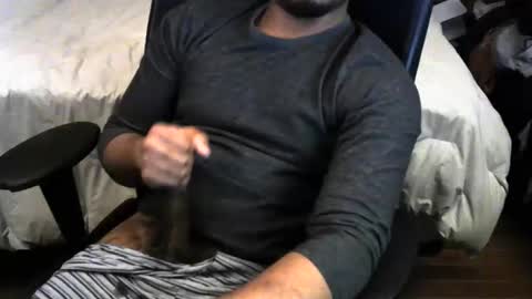 Snapshot of followswae chatting on December 18, 8:42 am betterthanthem online show from December 18, 8:42 am