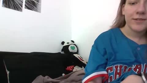 Snapshot of forbidden_doll chatting on December 14, 7:58 am Pussy Queen online show from December 14, 7:58 am