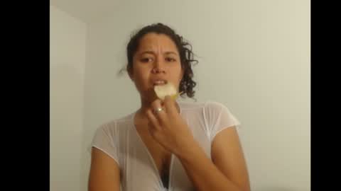 emely and felix online show from January 1, 1:26 am