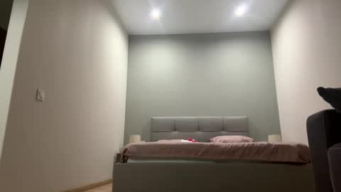 Snapshot of forbiddennvelvet chatting on November 10, 4:39 pm forbiddennvelvet online show from November 10, 4:39 pm