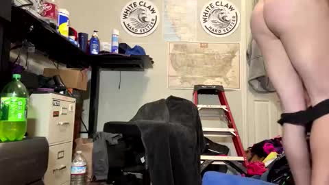 fordfamous online show from April 18, 4:27 am