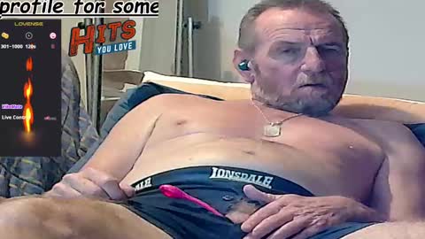 Snapshot of forexxxx_man chatting on February 14, 1:56 am doc online show from February 14, 1:56 am