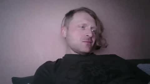 Snapshot of forgotten_lover chatting on January 27, 3:28 pm forgotten_lover online show from January 27, 3:28 pm