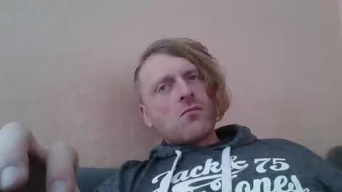 Snapshot of forgotten_lover chatting on February 28, 10:20 am forgotten_lover online show from February 28, 10:20 am