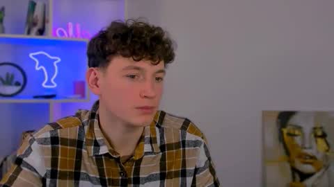 Snapshot of fose_di chatting on December 21, 1:51 pm fose di online show from December 21, 1:51 pm