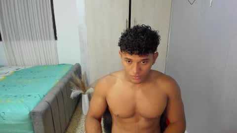 Snapshot of fox_evans chatting on October 4, 7:28 am Fox online show from October 4, 7:28 am