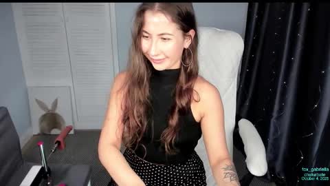 Jasmine Im back online show from October 4, 5:38 am