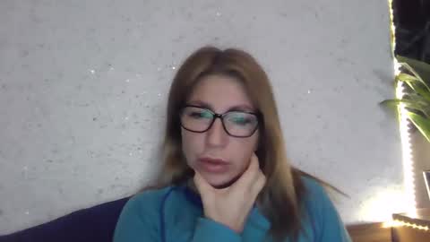 fox_red_lady7 online show from February 8, 11:44 am