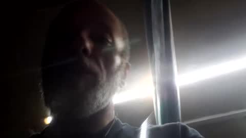 Snapshot of foxbodydave chatting on February 27, 7:12 am foxbodydave online show from February 27, 7:12 am