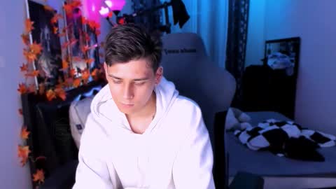 Foxicfu online show from September 29, 6:35 pm