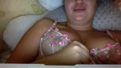 Snapshot of foxlady74 chatting on November 10, 12:04 pm Fox online show from November 10, 12:04 pm