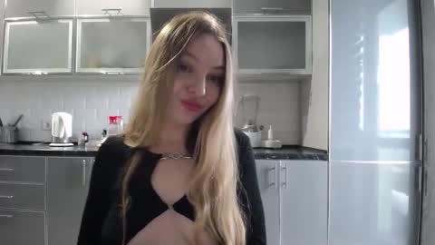 Snapshot of foxxialice chatting on October 6, 7:39 am foxxialice online show from October 6, 7:39 am