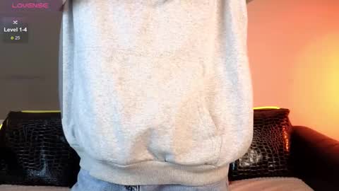 Snapshot of foxxy_girl_ chatting on September 26, 5:11 am andice online show from September 26, 5:11 am