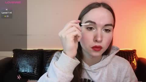 Snapshot of foxxy_girl_ chatting on September 27, 5:34 am andice online show from September 27, 5:34 am