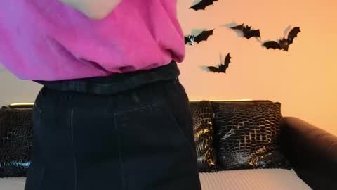 Snapshot of foxxy_girl_ chatting on November 7, 6:46 am andice online show from November 7, 6:46 am