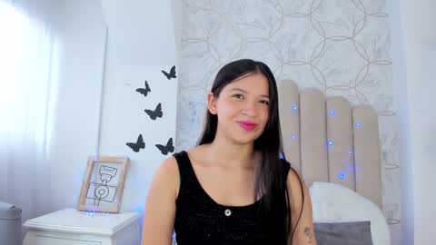 Snapshot of foxy200__ chatting on December 31, 6:24 pm Foxy online show from December 31, 6:24 pm