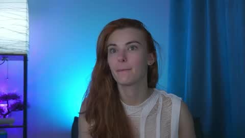 Snapshot of foxy_cute4you chatting on May 8, 6:13 pm Eva online show from May 8, 6:13 pm