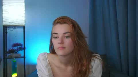 Snapshot of foxy_cute4you chatting on May 16, 7:23 pm Eva online show from May 16, 7:23 pm