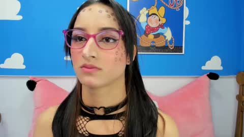 Snapshot of foxy_loren chatting on September 11, 10:59 am Loren online show from September 11, 10:59 am