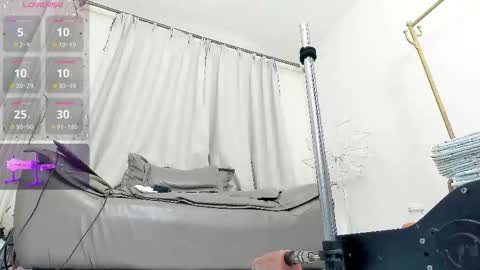 yiyi online show from January 14, 7:58 am