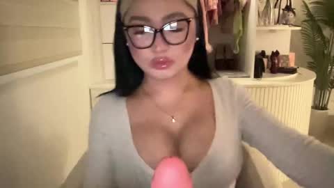 Snapshot of foxyluscious chatting on February 22, 8:31 pm Ms Celeste Anne online show from February 22, 8:31 pm