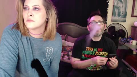 Mallory Koxx online show from December 8, 8:30 am