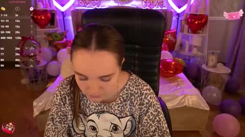 Snapshot of foxyshyyy chatting on February 16, 12:54 pm Inna online show from February 16, 12:54 pm