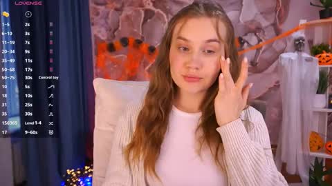 Snapshot of foxyykate chatting on November 1, 5:20 am Kate online show from November 1, 5:20 am