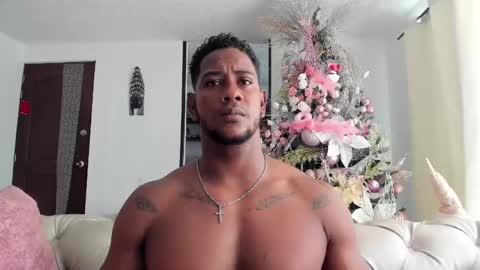 IM FRAIDER online show from December 10, 4:27 pm