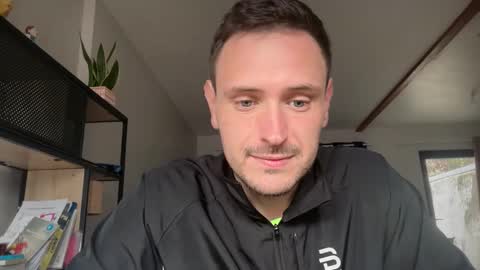 fraisetagada359 online show from November 2, 11:12 am