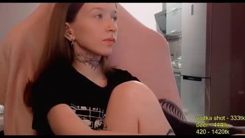 Snapshot of fran_bow chatting on October 9, 8:01 am fran_bow online show from October 9, 8:01 am