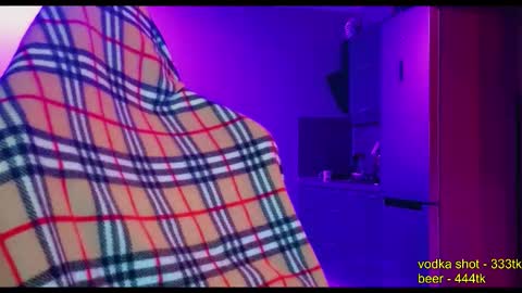 Snapshot of fran_bow chatting on October 25, 1:51 pm fran_bow online show from October 25, 1:51 pm