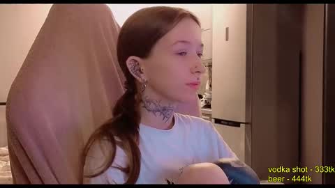 Snapshot of fran_bow chatting on November 11, 2:55 am fran_bow online show from November 11, 2:55 am