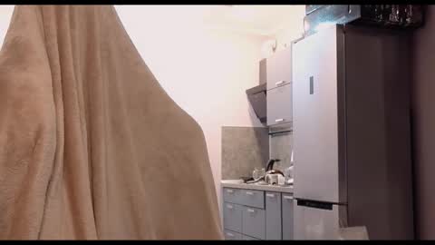 Snapshot of fran_bow chatting on December 1, 2:38 am fran_bow online show from December 1, 2:38 am