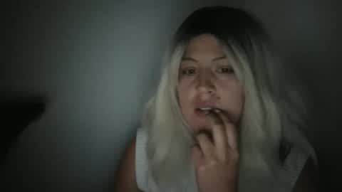 Snapshot of francescaasmith chatting on October 17, 10:45 pm Francesca online show from October 17, 10:45 pm