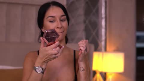 Snapshot of francescadante chatting on November 9, 5:50 am francescadante online show from November 9, 5:50 am