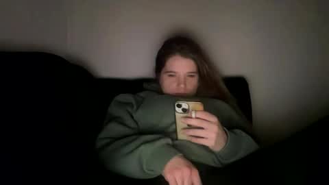 francescafey online show from December 4, 7:06 am