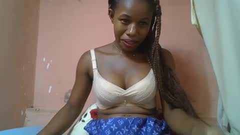 Snapshot of franciefrancie chatting on March 9, 8:31 pm francilla online show from March 9, 8:31 pm