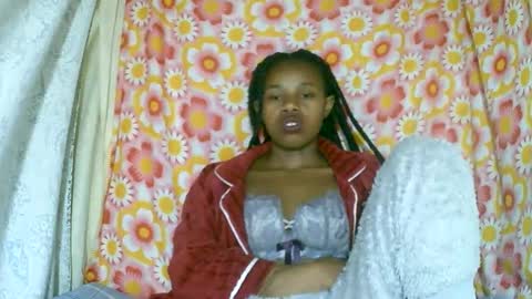 Snapshot of franciefrancie chatting on November 15, 10:48 pm francilla online show from November 15, 10:48 pm